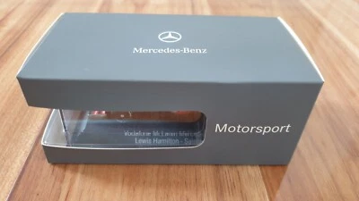 Lewis Hamilton 1/43 Vodafone McLaren Mercedes MP4-24 Temporada 2009 Foto 1 de 4