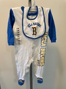 UCLA BRUINS NCAA ONE PIECE & BIB PAJAMAS BABY 0-3 MONTHS BRAND NEW WITH TAGS