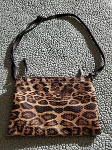 TYLER RODAN LEOPARD PURSE - Picture 1 of 9