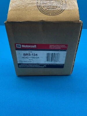 Подлинное уплотнение колеса Motorcraft BRS-134 для Ford F-650 / 750 2002-2011 годов выпуска - Изображение 1 из 2