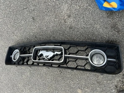 2005-2009 FORD MUSTANG GT BUMPER GRILLE Grill FOG LIGHT Lamp Genuine OEM💯 - Image 1 of 4