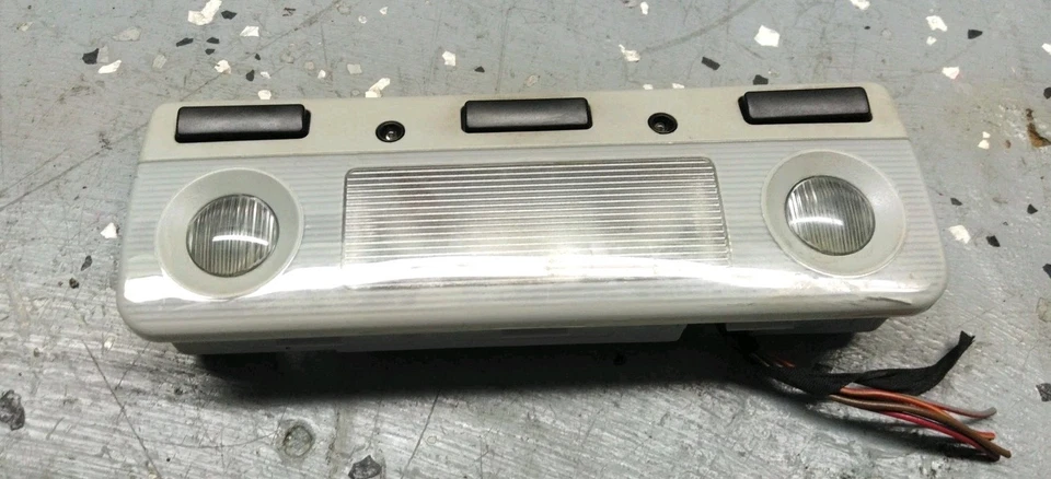 Luz de lectura interior delantera gris OEM BMW E38 740I 740IL E39 M5 530I 540I  Foto 1 de 4