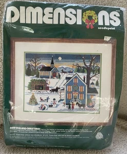 VTG - Dimensions Needlepoint Kit - New England Christmas #9045 - Wysocki - Picture 1 of 9