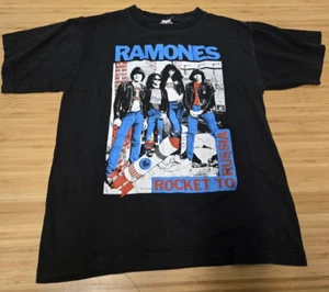 Vintage Men’s XL The Ramones Rocket to Russia Punk Rock T Shirt Made in England - Picture 1 of 9