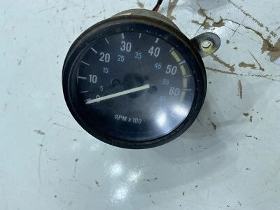 Tacómetro de fábrica Jeep Wrangler YJ 87-91 OEM calibre tablero Foto 1 de 4