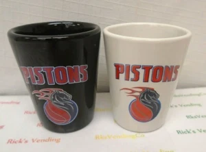 Paquete de 2 vasos de tiro corto Detroit Pistons NBA de Hunter - Imagen 1 de 2