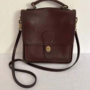 Coach Vintage A8G 5130 Station Milk Chocolate Brown Leather Crossbody Bag 1990's - Bild 1 von 19