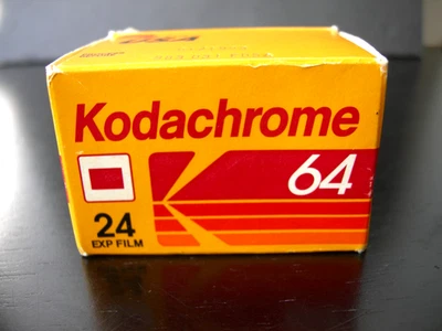 Película deslizante Kodak 35 mm Kodachrome 64 color nueva sellada 24 exp Foto 1 de 3