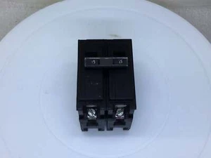 Disyuntor Crouse-Hinds MP215 2 polos 15 amperios tipo MP-T - Imagen 1 de 5