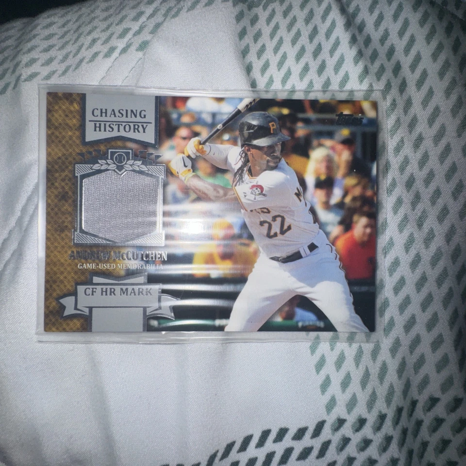 2013 Topps - Chasing History Relic Andrew McCutchen #CHR-AM (MEM) — 第 1/2 张图片