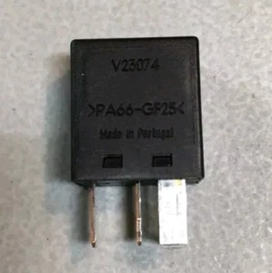 Volvo Relay Fuse Multi Use Purpose 9441161 OEM - Picture 1 of 6