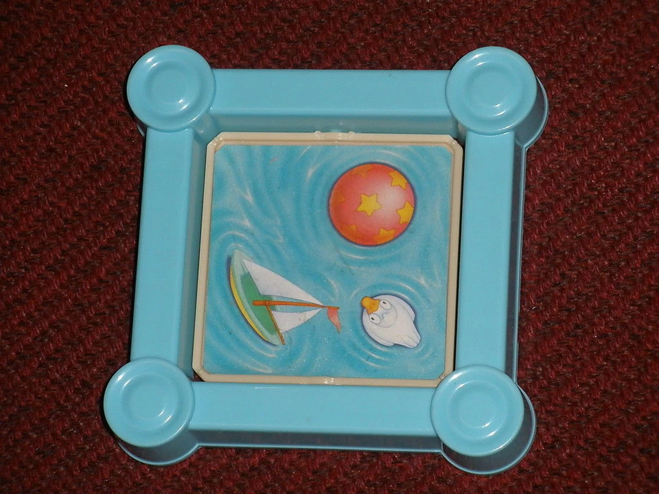 Fisher Price LOVING FAMILY Casa de muñecas ¡PISCINA PARA NIÑOS Y CAJA DE ARENA SE VOLTEA EN EL CENTRO! ¡LINDO! Foto 1 de 2