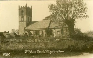 REAL PHOTOGRAPHIC POSTCARD OF ST PETERS CHURCH, WELFORD-ON-AVON, GLOUCESTERSHIRE - Picture 1 of 2