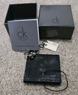 Nuevo anillo giratorio de plata Calvin Klein con bolsa protectora y caja de exhibición inquieto 7 Foto 1 de 4