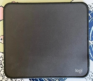 Logitech Mouse Pad Studio Series - Graphite (IL/GM1-1396-956-000035-NOB) - Picture 1 of 1