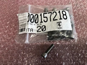 Ferrari 599,812, Ff , Tornillo Para Culata, P/N 157218 - Imagen 1 de 2