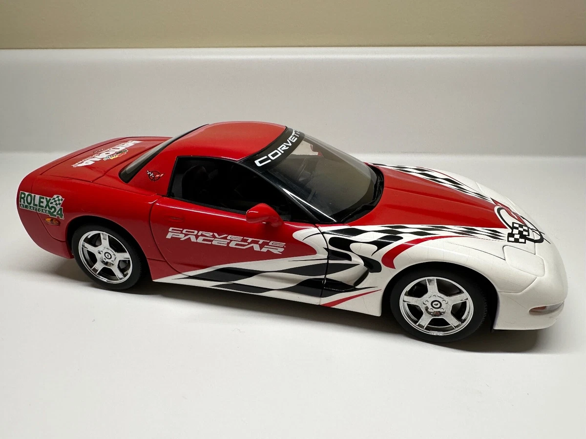 1:18 Scale Diecast UT Models Chevrolet Corvette Pace Car, Daytona