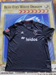 Neu ohne Etikett Adidas Steve Birnbaum D.C. United #15 Fußball Soccer Trikot 2023 MLS 2XL - Bild 1 von 9