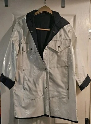 Impermeable Vintage Reversible Vinilo Blanco y Azul Marino Chaqueta con Capucha PVC M-L Foto 1 de 4