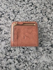 FRYE Campus Rivet Nubuck Bifold Leather Card Wallet - Picture 1 of 7