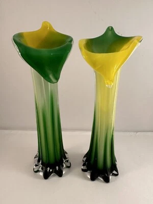 Par de jarrones de tulipán de vidrio soplado a mano Pier One 1 Imports verde/amarillo 11,5"-12" Foto 1 de 4