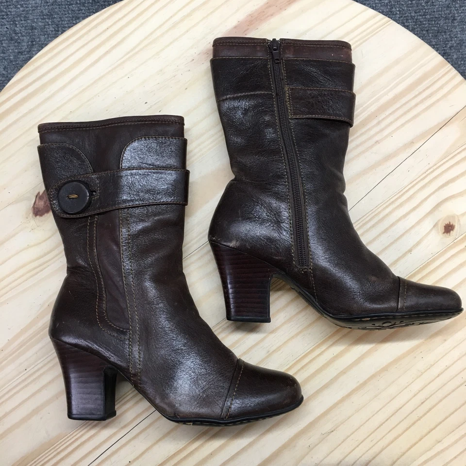 Born Crown 靴子女式 6 M Pratt 中侧拉链帽头高跟鞋靴 W6649 棕色 — 第 1/4 张图片