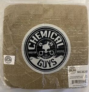 Chemical Guys Workhorse XL Tan Professional Grade Microfiber Towel 16"x24" - Picture 1 of 2