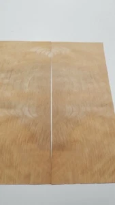 Chapa de Arce Acolchada Rosa - 2 Hojas MADERA NATURAL - 370mm x 150mm - Imagen 1 de 4