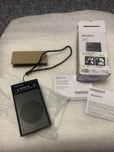 Radio Portátil Sony ICF-P27 FM/AM Batería Nueva Caja Abierta Japón - Imagen 1 de 15