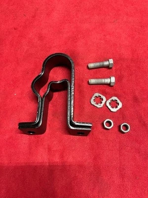 SOPORTE COLUMNA DE DIRECCIÓN. CAMIÓN DODGE AÑOS 40 50 CON CAMBIO DE COLUMNA 3 EN EL ÁRBOL Foto 1 de 4