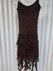 Abito vintage Y2K Sue Wong in seta con perline e flapper taglia 10 moka asimmetrico orlo a straccio - Foto 1 di 8