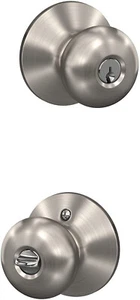 Juego de perillas de puerta Schlage Plymouth entrada con llave a prueba de pánico F51A PLY 619 níquel satinado - Imagen 1 de 3