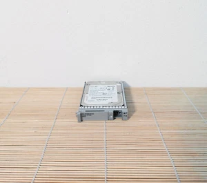 Cisco UCS-HD300G15K12G 300GB 12G SAS 15K RPM SFF HDD Sled mounted - Bild 1 von 1