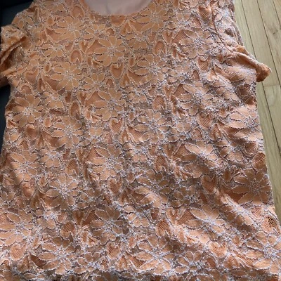 Женская DressBarn 1 X оранжевый, блестящий, с подкладкой, цветочный, вязаный крючком, нарядная рубашка - Изображение 1 из 4