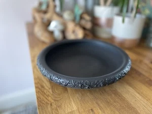 Large Antique Basalt Wedgwood Bowl With Pretty Grape Vine Relief On Edge - Picture 1 of 9