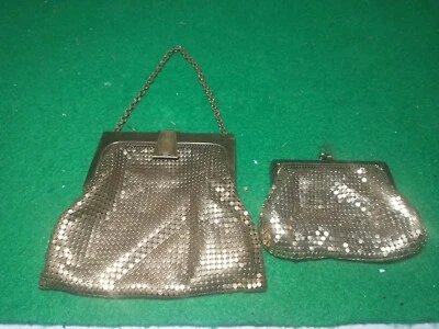 Vintage Pair Of Whiting & Davis Gold Toned Mesh Small Clutch Evening Bags - Image 1 of 4