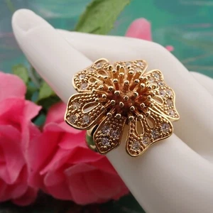 Anillo J Crew Diamantes de Imitación Transparente Centro Puntiagudo Tono Dorado Flor Talla 7 - Imagen 1 de 7