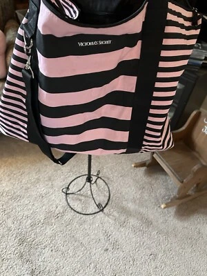 BOLSO DE LONA VICTORIAS SECRET FIN DE SEMANA LLEVAR ROSA NEGRO RAYAS Foto 1 de 4