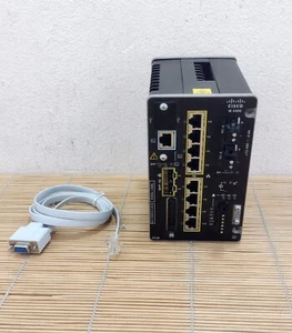 Cisco IE-3400-8T2S-E Catalyseur IE3400 8 GE Cuivre 2 GE SFP Network Essentials - Photo 1/1