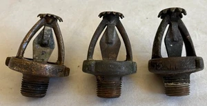 LOTE DE 3 ANTIGUOS CABEZALES DE ASPERSOR AUTOMÁTICO GRINNELL VINTAGE LATÓN SIN RESERVA - Imagen 1 de 9