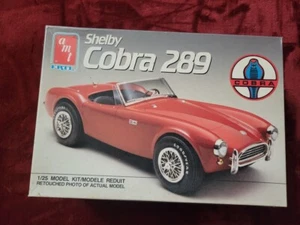 AMT ERTL Shelby Cobra 289 #6587 1/25 Scale Plastic Model Kit - Picture 1 of 4