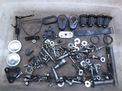 Yamaha XJ750 1982 Maxim Y820) misc bicicleta pernos piezas soportes soportes Foto 1 de 4