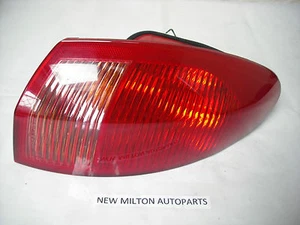 A GENUINE ALFA ROMEO 147 REAR LIGHT RIGHT SIDE OFFSIDE - Picture 1 of 8