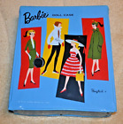 1961 Étui poupée Barbie édition ponytain avec beaucoup de vêtements et accessoires