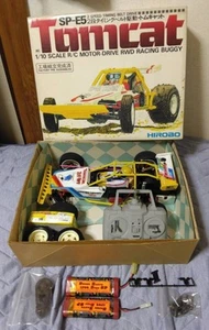 HIROBO SP-E5 TOMCAT Radio Controlled Off-Roader Full Set + Bonus RC Car - Imagen 1 de 10