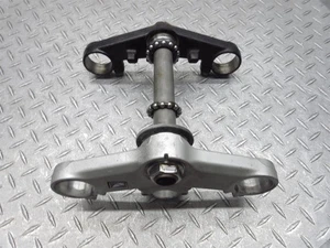Honda VFR800 2003 02-09 Interceptor triple árbol vástago de dirección puente inferior superior - Imagen 1 de 9