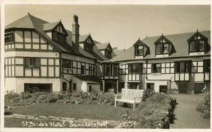 REAL PHOTO POSTCARD ST. BRIDE'S HOTEL, SAUNDERSFOOT, PEMBROKESHIRE WALES SQUIBBS - Picture 1 of 2