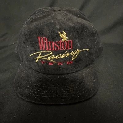 De Colección Nuevo Sombrero Winston Racing Team Terciopelo Gamuza Bordado Snapback Años 90 Negro Rojo Foto 1 de 4