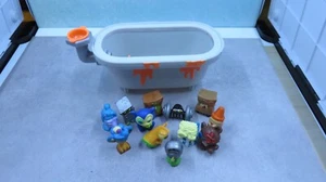 Flush Force Bizzare Bathtub - Orange 12 Flushies included - Picture 1 of 2
