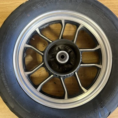 Llanta trasera Honda Shadow VT500 1985 Foto 1 de 4